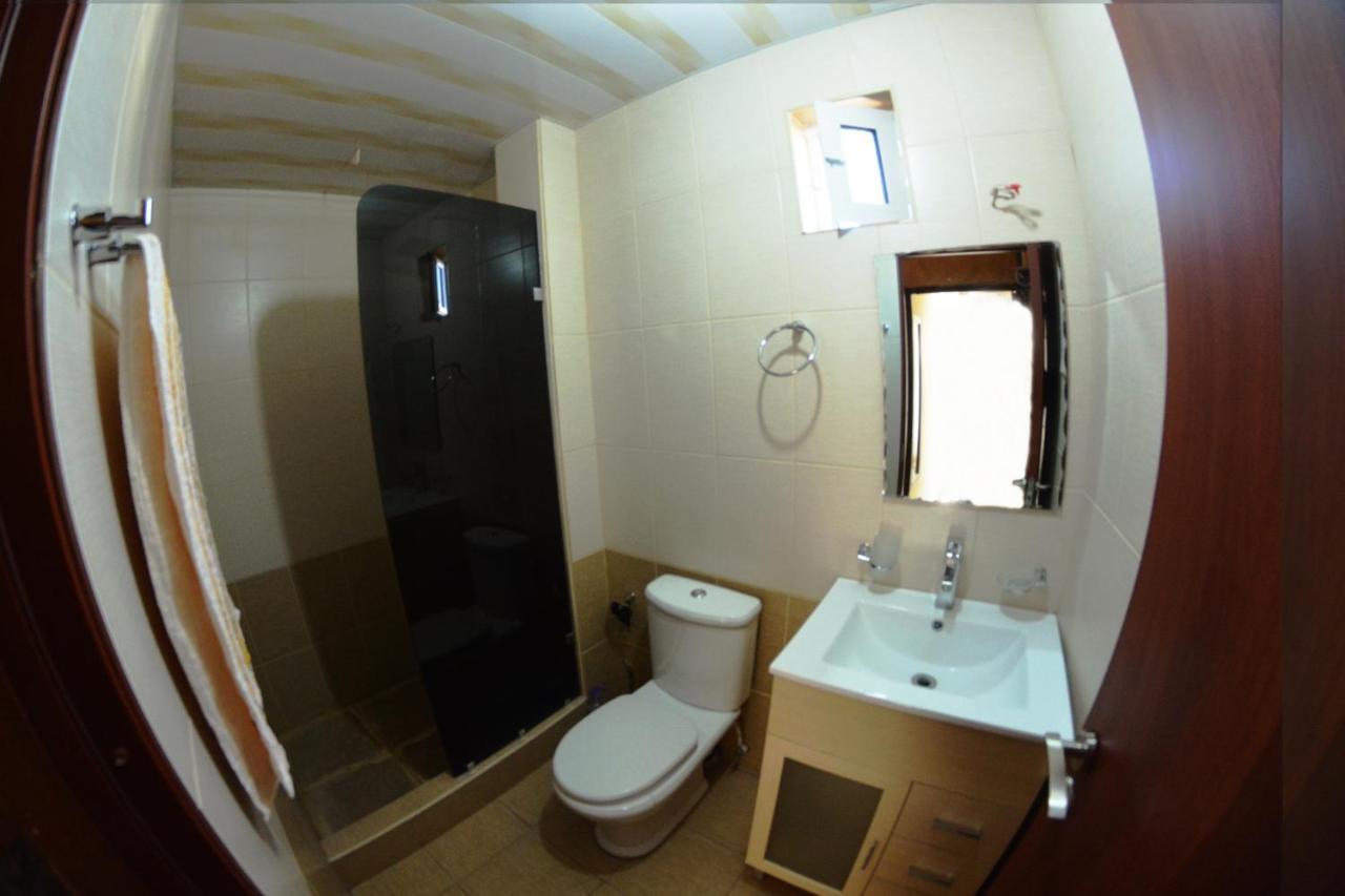 Family Mini-Hotel Martirosyan'S And Tours Erivan Exterior foto